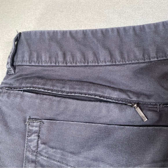 THE NORTH FACE MENS CHINO SHORTS SIZE 36 - Picture 7 of 9